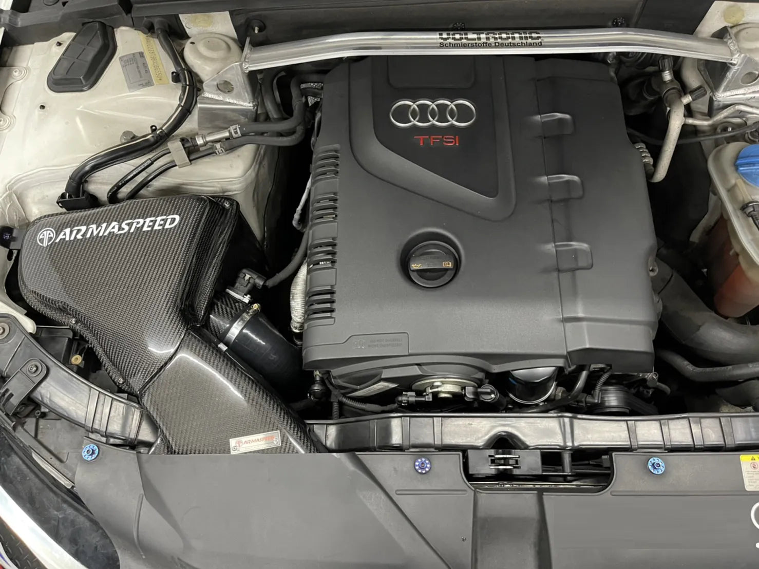 ARMASPEED Audi A4 / A5 | B8 2.0T | Carbon Fiber Cold Air Intake