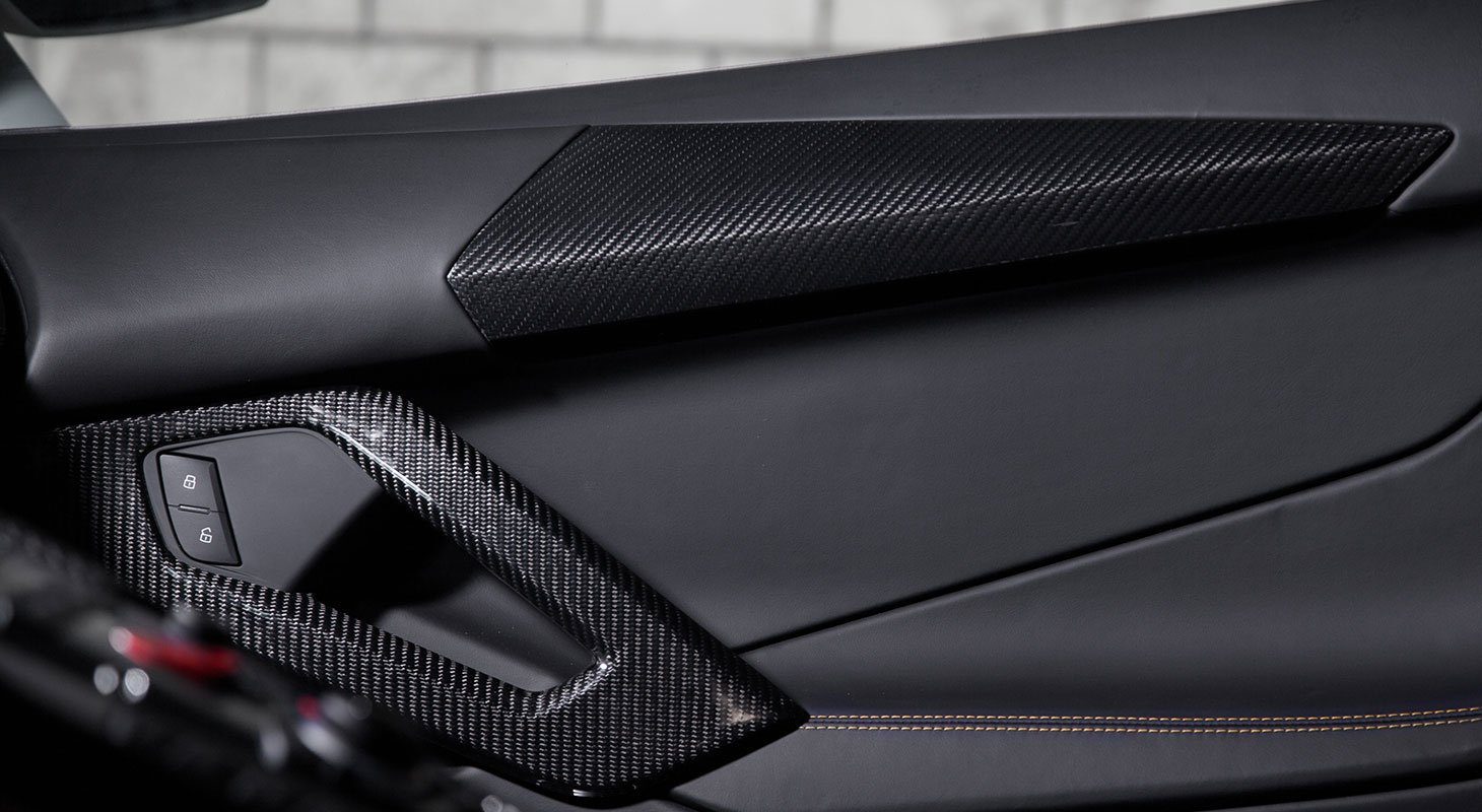 Lamborghini Aventador / S | Novitec Carbon Door Covers