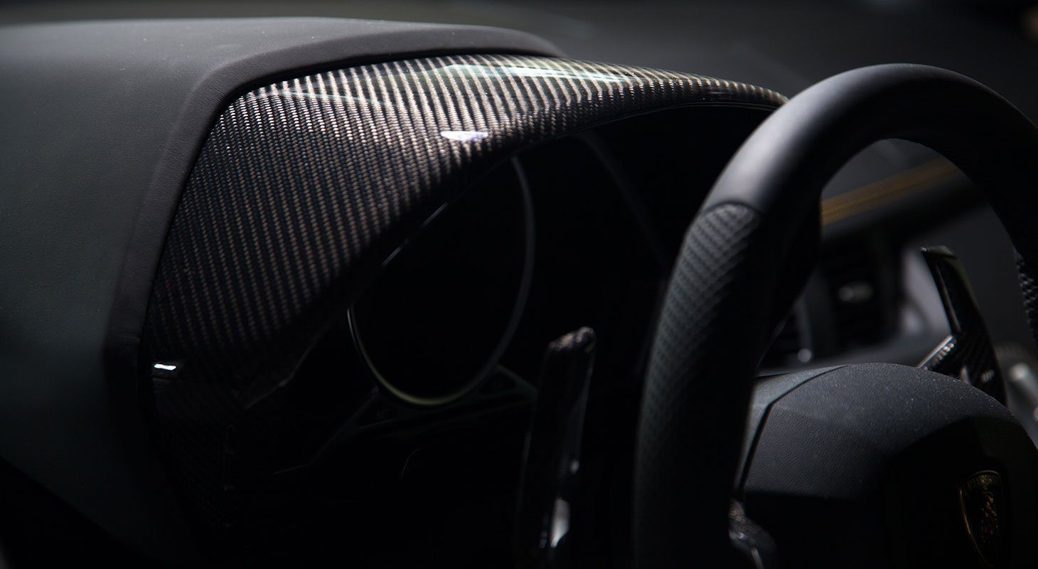 Lamborghini Aventador / S | Novitec Carbon Instrument-Panel Cover