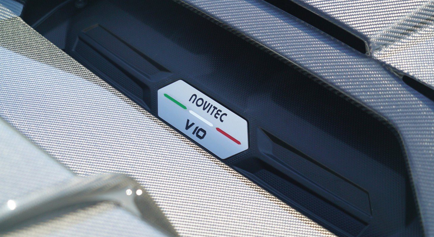 Lamborghini Huracan EVO | Novitec V10 Badge