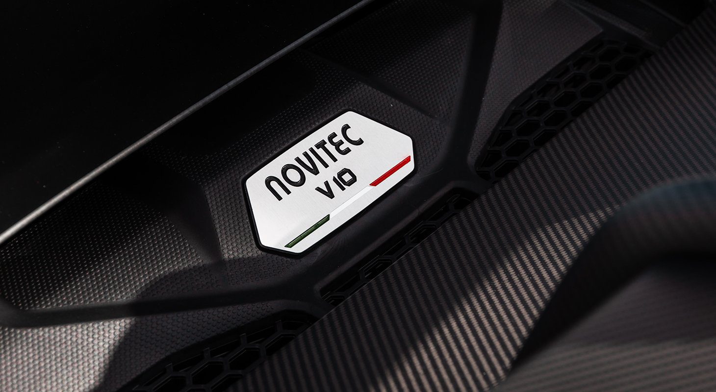 Lamborghini Huracan EVO RWD | Novitec V10 Badge
